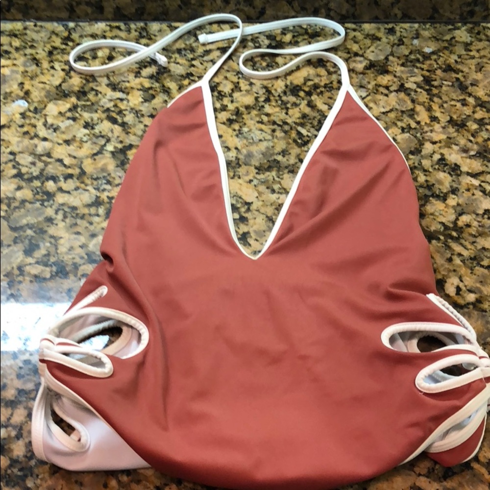 One piece with flower cutout